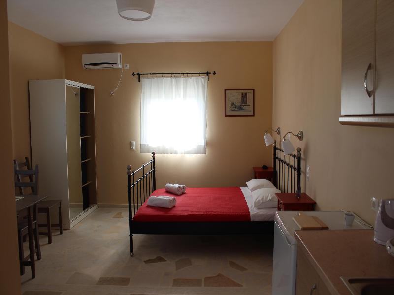 Aggelina S Apartments Xi Beach Eksteriør bilde